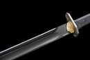 Midnight Tactical Gladius — DLC Elite — 80CrV2 steel, Black grip with pattern, gold guard, black carbon fiber sheath, purple